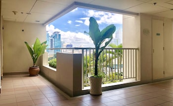 garden view court suites ho chi minh city