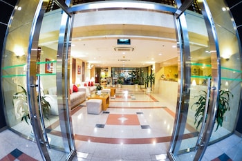 garden view court suites ho chi minh city