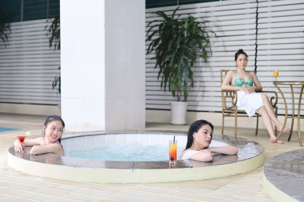 garden view court suites ho chi minh city