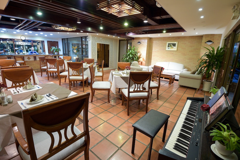 garden view court suites ho chi minh city