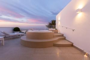 grotta palazzese beach hotel