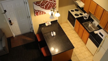 hawthorn extended stay by wyndham wichita