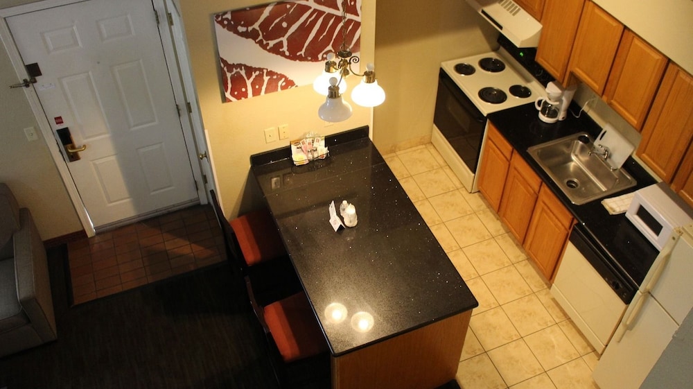hawthorn extended stay by wyndham wichita