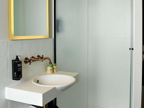 ibis styles paris gare de lyon tgv