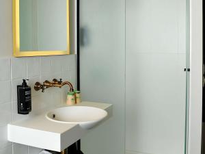 ibis styles paris gare de lyon tgv