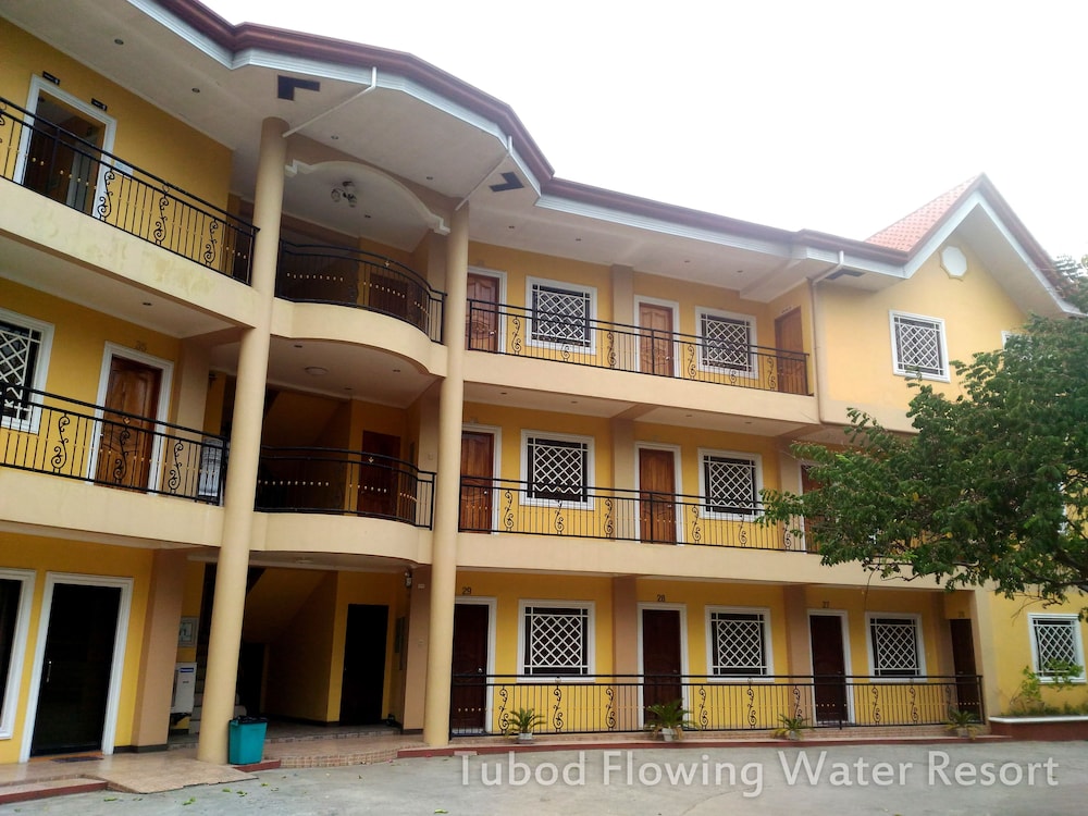 tubod flowing waters resort