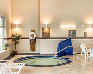 comfort inn north polaris