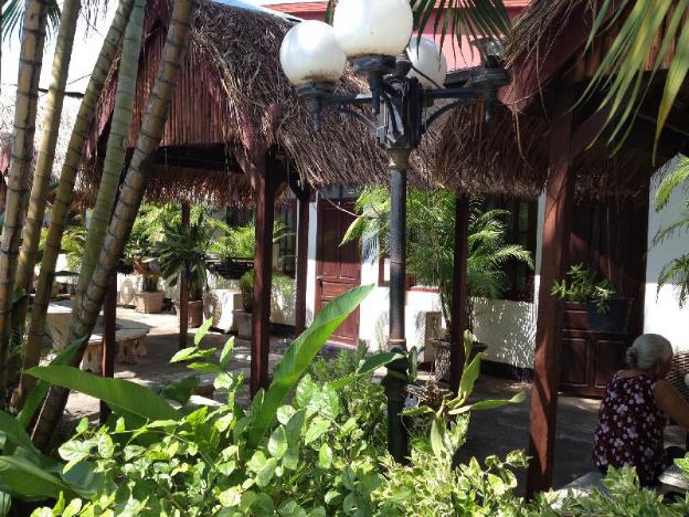 villa sisavad guesthouse