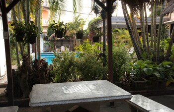 villa sisavad guesthouse