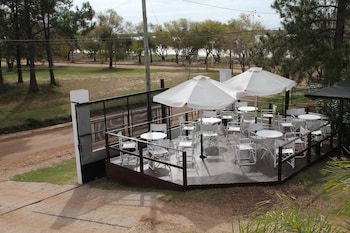 Brisas Del Lago Apartamentos,Near Termas De Colón,3 star