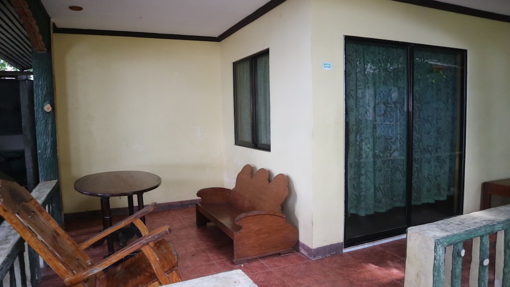 julys haven seaside pension camiguin