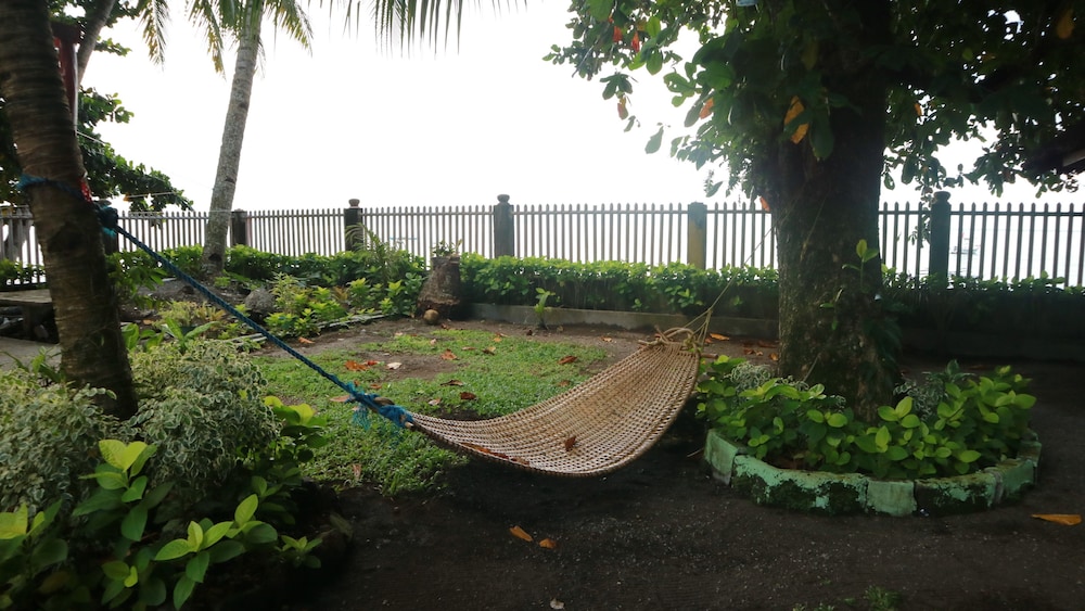 julys haven seaside pension camiguin