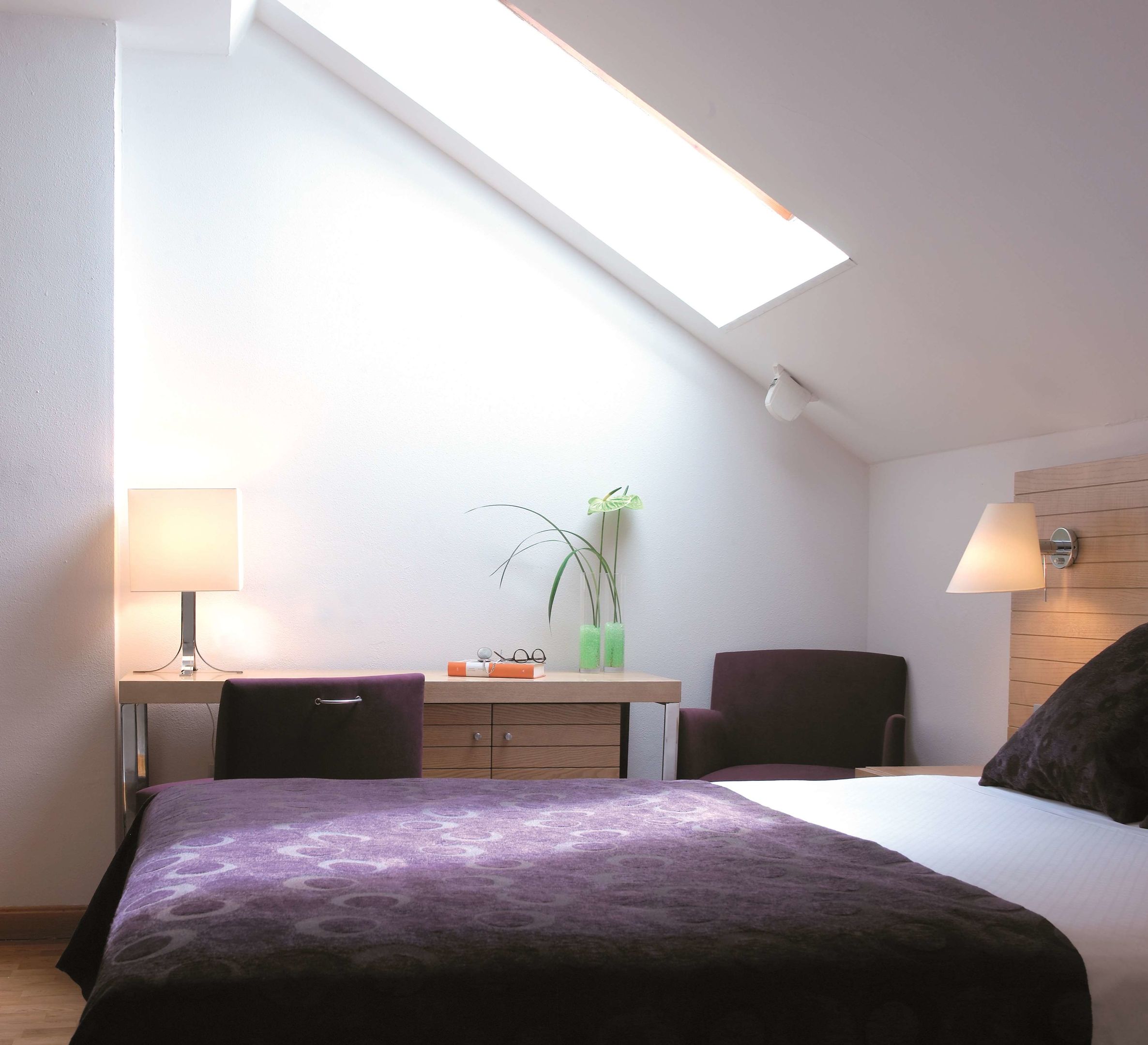 hesperia zaragoza centro