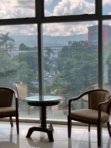 cebu capitol central hotel and suites