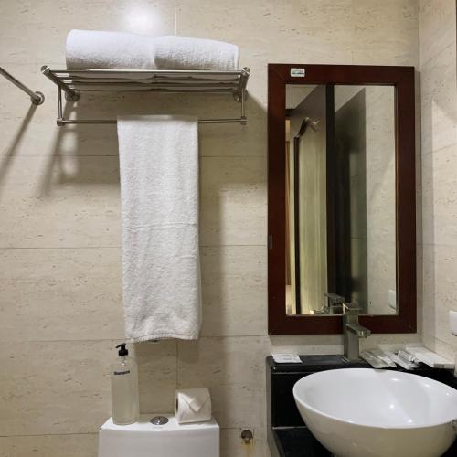 cebu capitol central hotel and suites