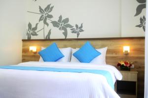 azalea hotels and residences boracay
