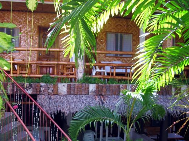 loves beach and dive resort