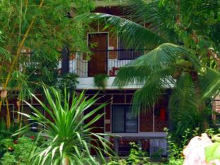 loves beach and dive resort