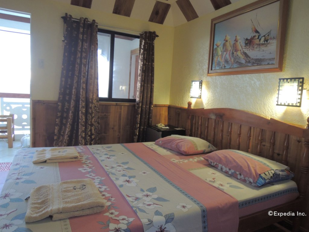 loves beach and dive resort