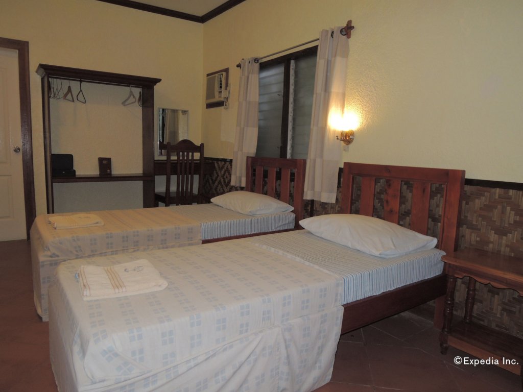 loves beach and dive resort