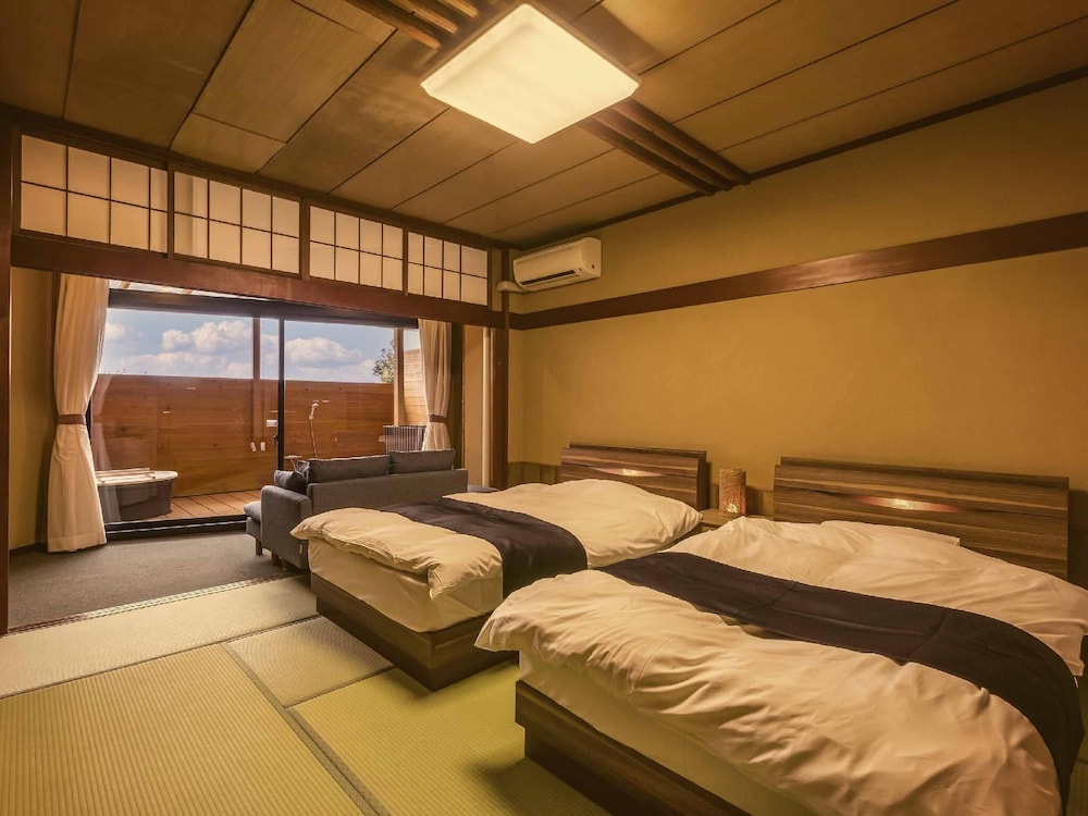 ooedo onsen monogatari premium kaga maruya