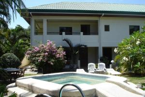 Alona Swiss Resort,Loon>>Bohol,3 star
