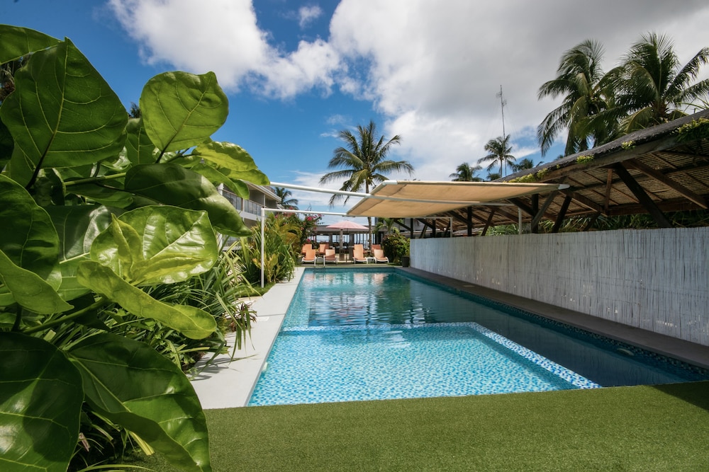 reef beach resort