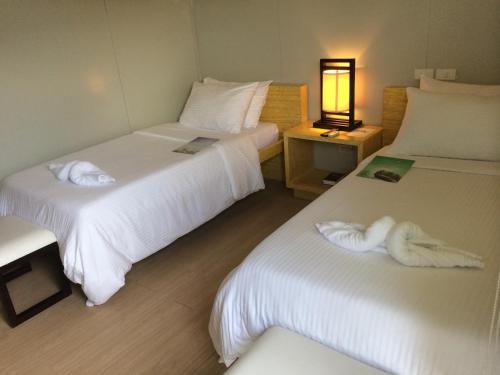 shore time hotel annex