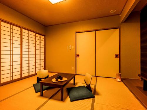 Ooedo Onsen Monogatari Premium Seiunkaku,Chubu>>Awara,3 star