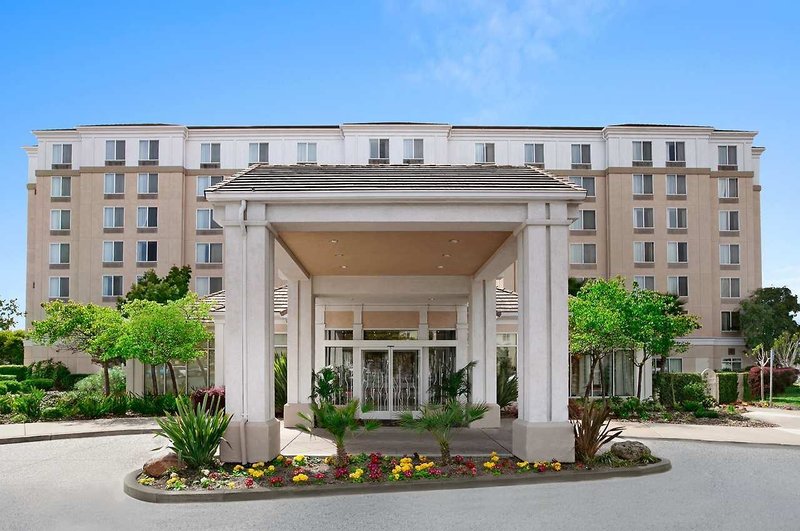 hilton garden inn san francisco arpt north