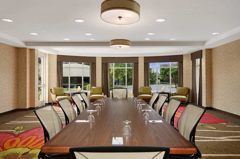 hilton garden inn san francisco arpt north