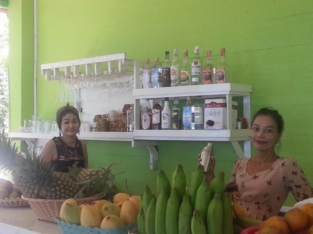 phayam coconut beach resort