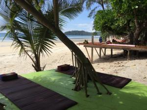 phayam coconut beach resort