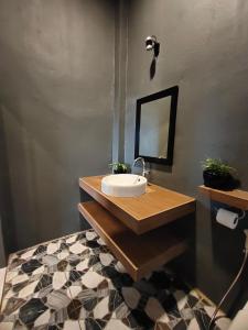 phayam coconut beach resort