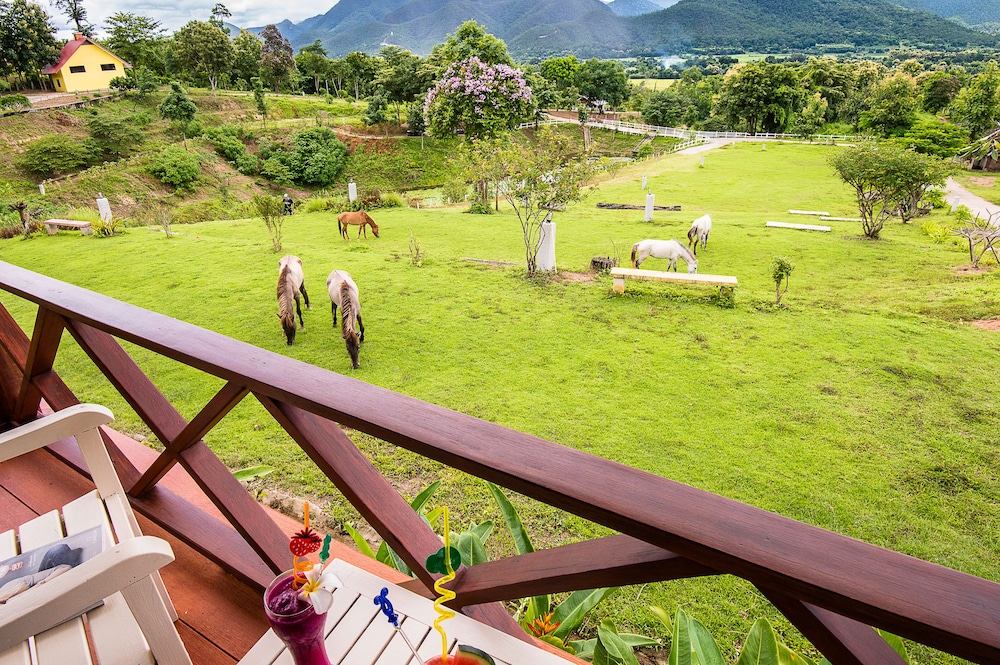 e outfitting pai resort