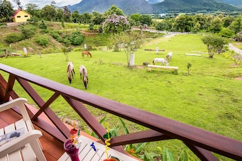 e outfitting pai resort