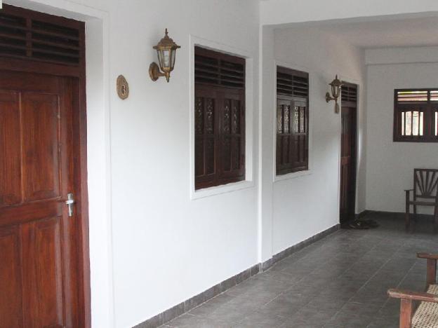 happy banana hotel and restaurant