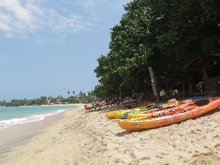 happy banana hotel and restaurant