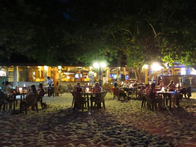 happy banana hotel and restaurant