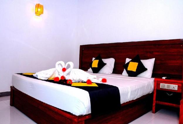 happy banana hotel and restaurant