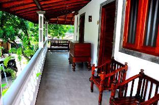 happy banana hotel and restaurant