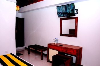 Happy Banana Hotel & Restaurant,,3 star