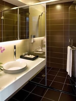 leesing hotel qixian