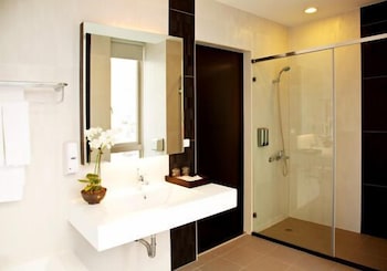 leesing hotel qixian
