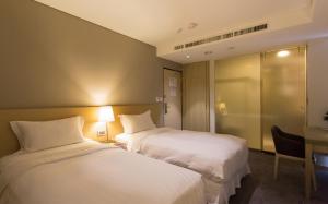 leesing hotel qixian