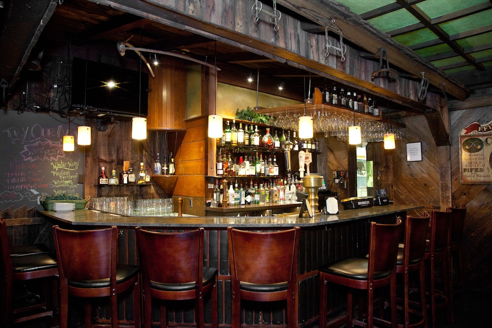 concords colonial inn