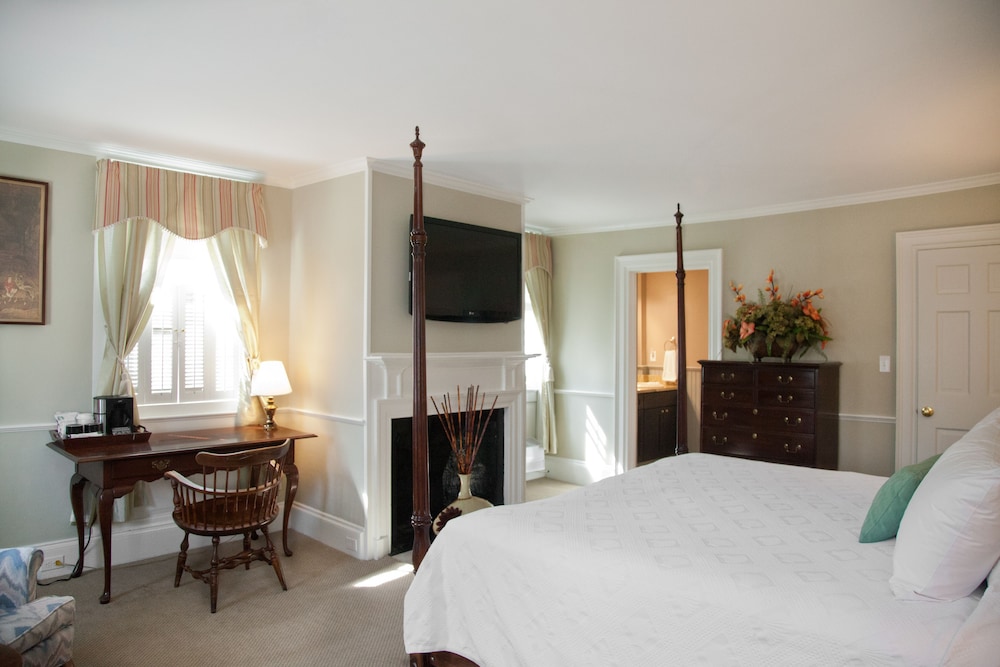 concords colonial inn