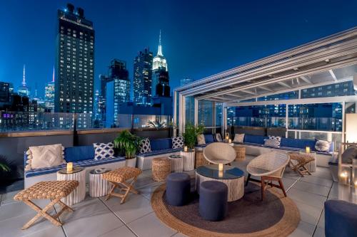 Hilton New York Fashion District,Nutley>>New York,4 star