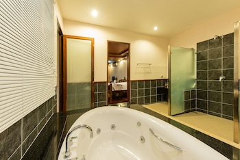 soul villas by the beach phuket