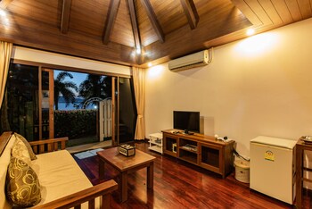 soul villas by the beach phuket